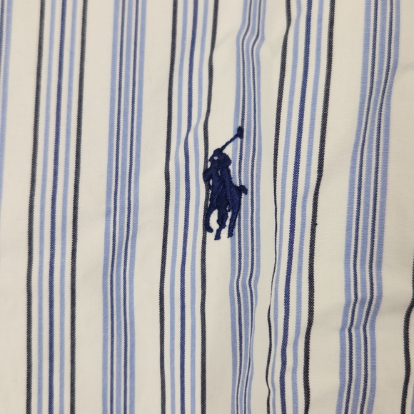 Men's Blue and White Striped Shirt #G12 - Picture 4 of 15
